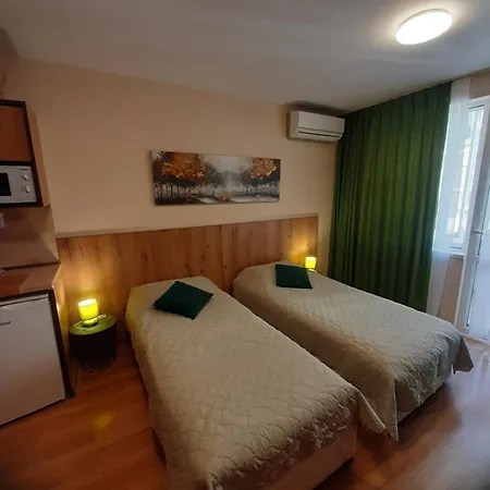 Private Valis Варна