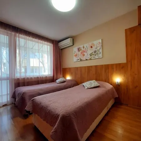 Guest house Private Valis 3*
