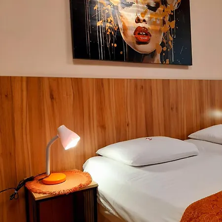 Guest house Private Valis 3*